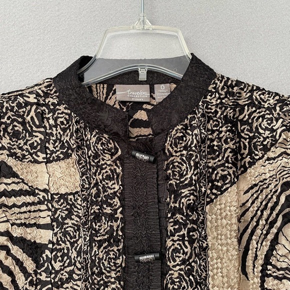 Chicos Travelers Mandarin Collar Toggle Button Top - Picture 2 of 11